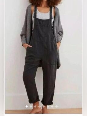 aerie Charcoal Gray Women's Relaxed Overalls